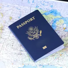 Paszport USA na mapie. Planujesz podróż do Belgii? Sprawdź, czy do Belgii potrzebny jest paszport.