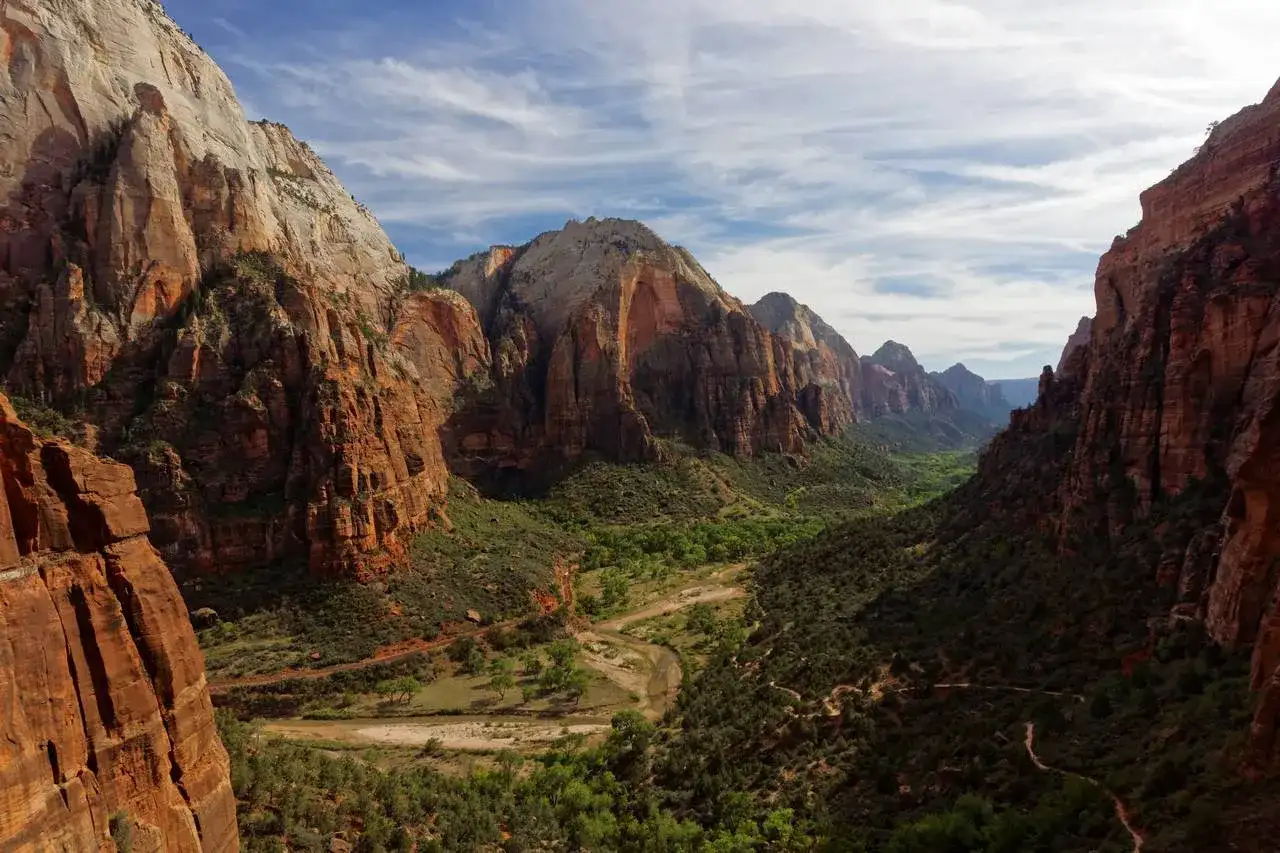 Kaniony USA - jak zaplanować trasę przez Grand Canyon i Zion