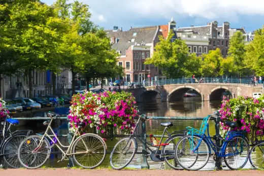 Dzielnice Amsterdamu - gdzie warto pojechać na pierwszy weekend?